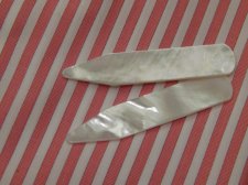 Mother of pearl collar bones LU