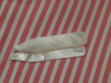 Mother of pearl collar bones CO