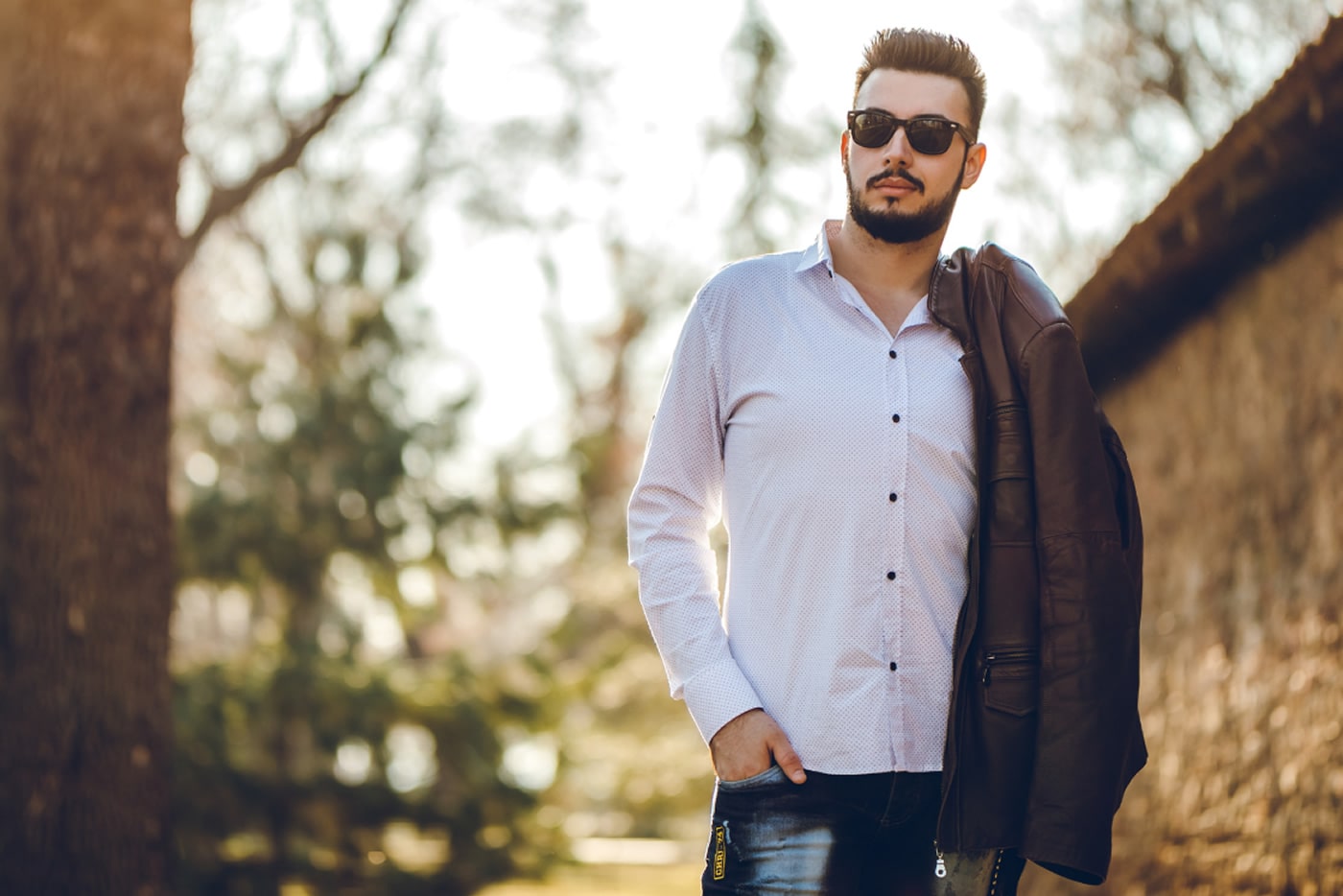 White linen shirt with matching leather jacket ideal for the Autumn months